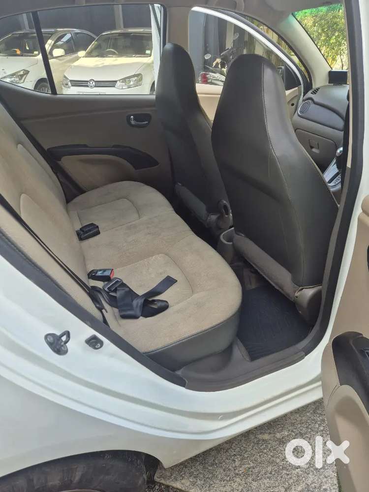 Hyundai I10 Sportz 2011
