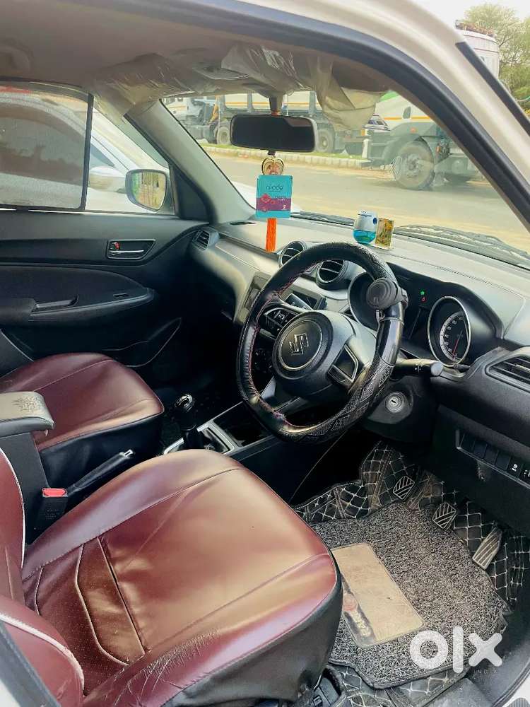 Maruti Suzuki Swift 2023 Petrol