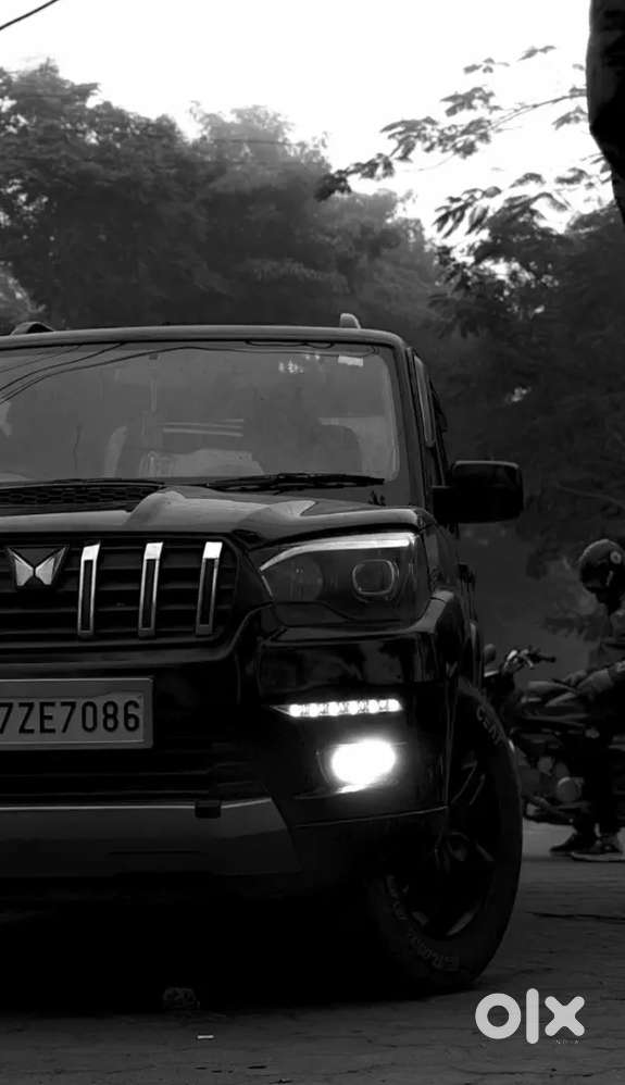 Mahindra Scorpio Classic 2013 Converted S11