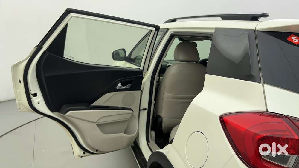 Mahindra Xuv300 W8 Diesel, 2020, Diesel