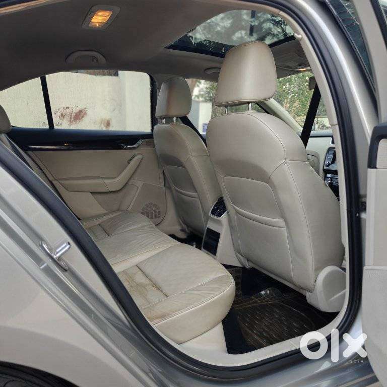 Skoda Octavia Elegance 1.8 Tsi At, 2014, Petrol