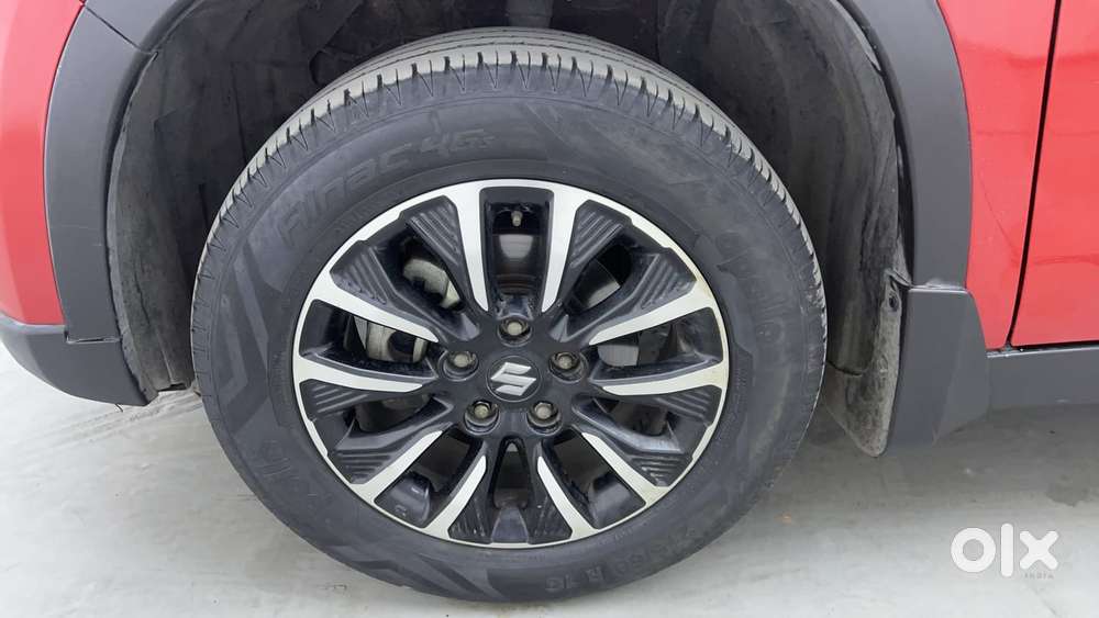 Maruti Suzuki Vitara Brezza 1.5 Zxi Plus At Dual Tone, 2022, Petrol