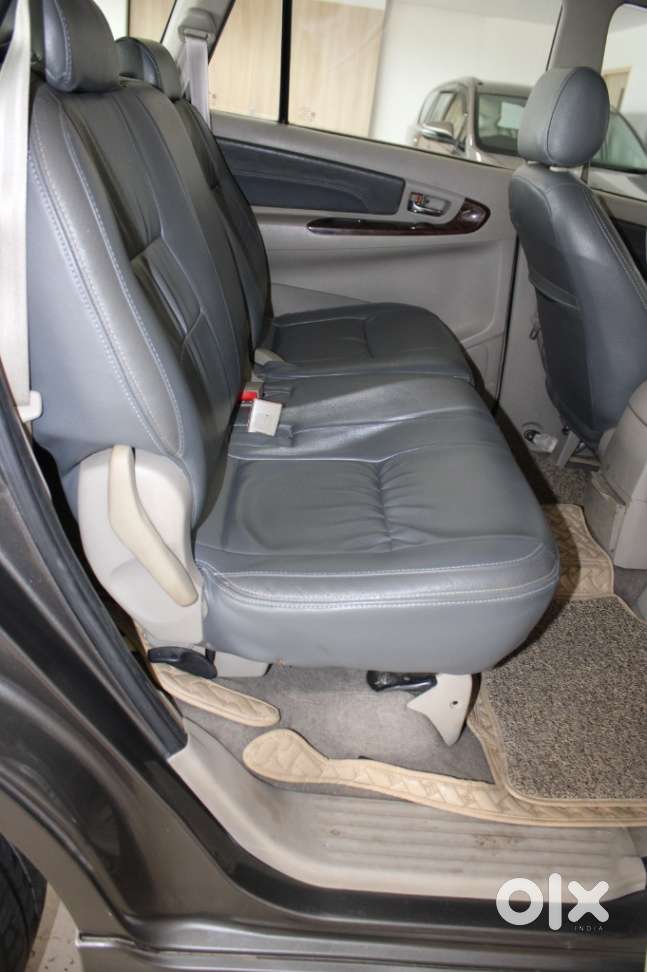 Toyota Innova 2.5 Vx 8 Str, 2013, Diesel