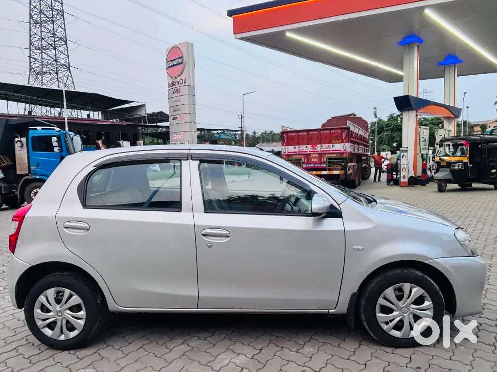 Toyota Etios Liva 2015 Re