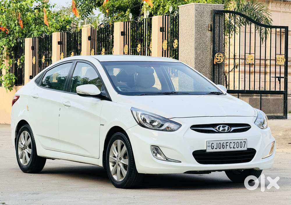 Hyundai Verna 1.6 Sx, 2012, Petrol