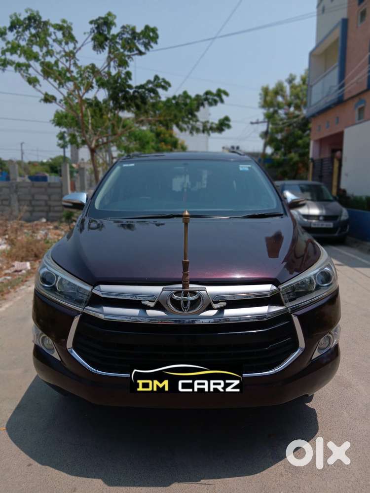 Toyota Innova Crysta 2.8z Automatic, 2016, Diesel