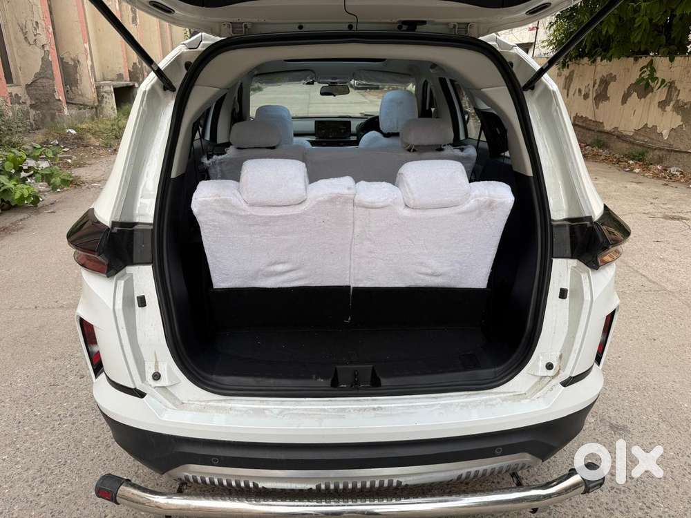 Tata Safari Pure Plus At, 2024, Diesel