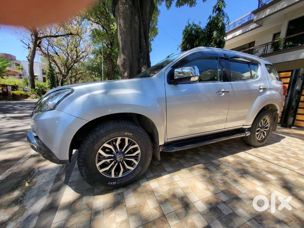 Isuzu Mu-x 4x4 At