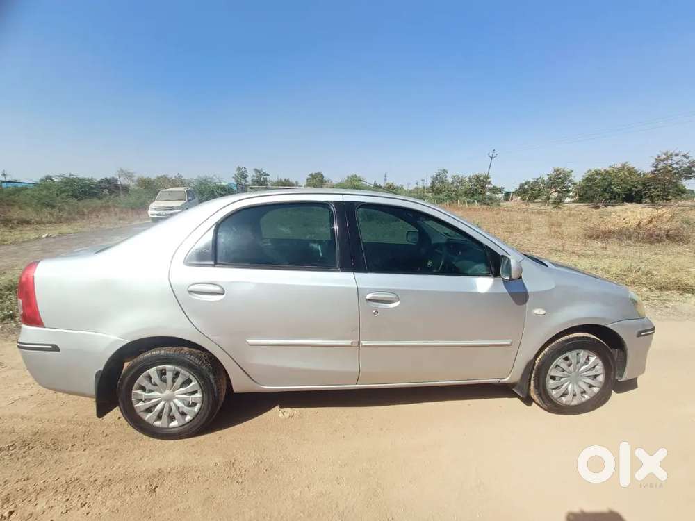 Toyota Etios 2011 Petrol