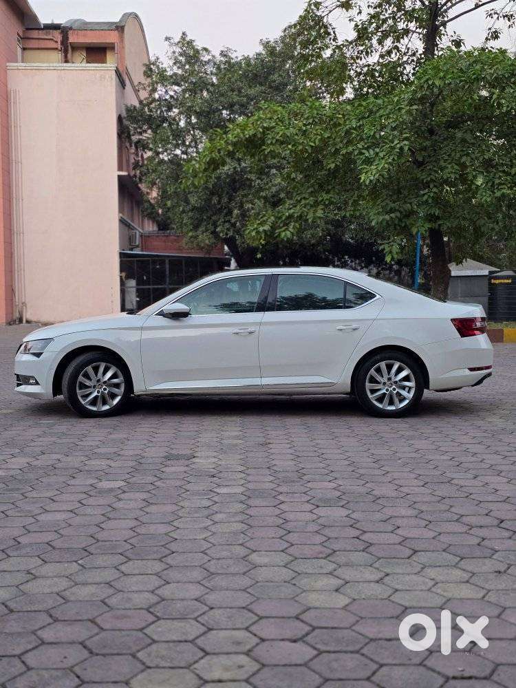 Skoda Superb L&k 2.0 Tdi At, 2020, Diesel