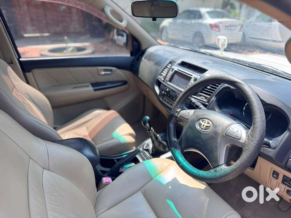 Toyota Fortuner 3.0 4x2 Mt, 2015, Diesel