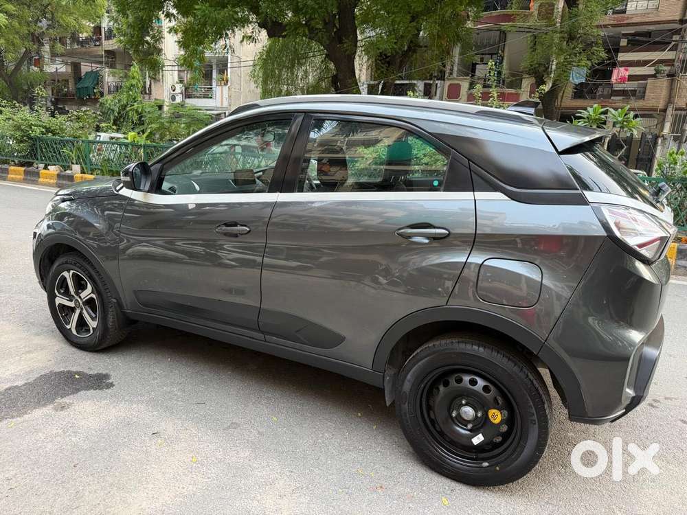 Tata Nexon Kraz Plus Amt, 2021, Petrol