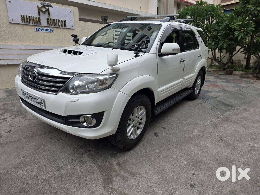 Toyota Fortuner 3.0 4x2 Automatic, 2013, Diesel