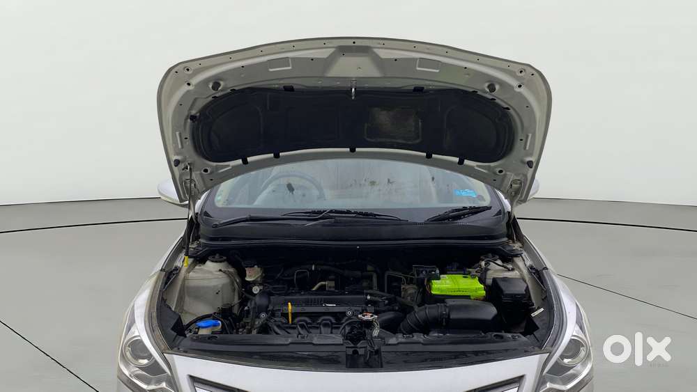 Hyundai Verna 1.6 Vtvt Sx, 2016, Petrol