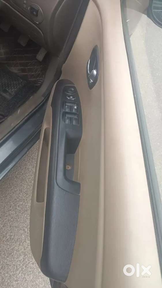 Hyundai I10 2013 Cng & Hybrids 80000 Km Driven