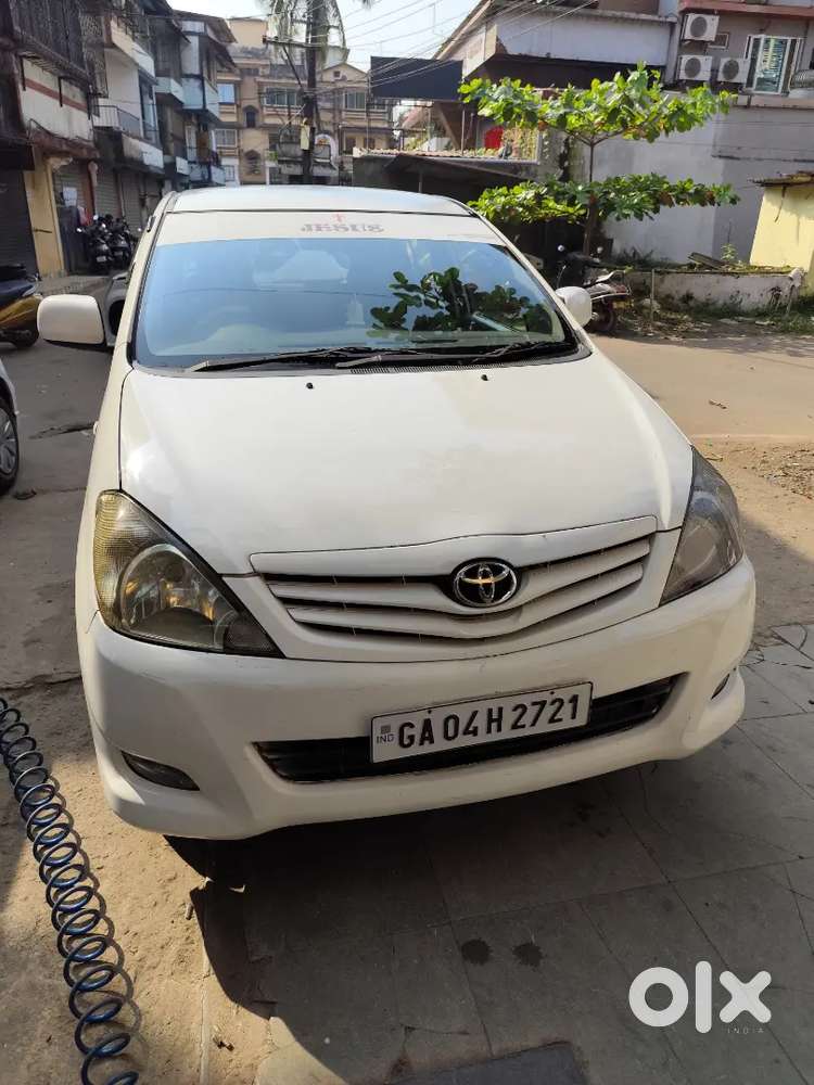 Toyota Innova 2010 Diesel 350000 Km Driven