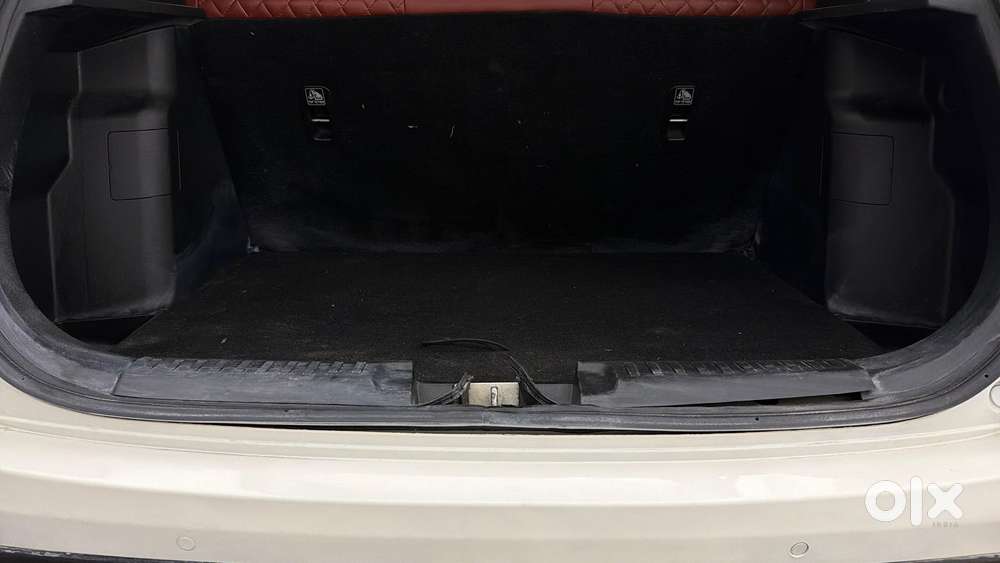 Maruti Suzuki Vitara Brezza 1.5 Vxi, 2021, Petrol