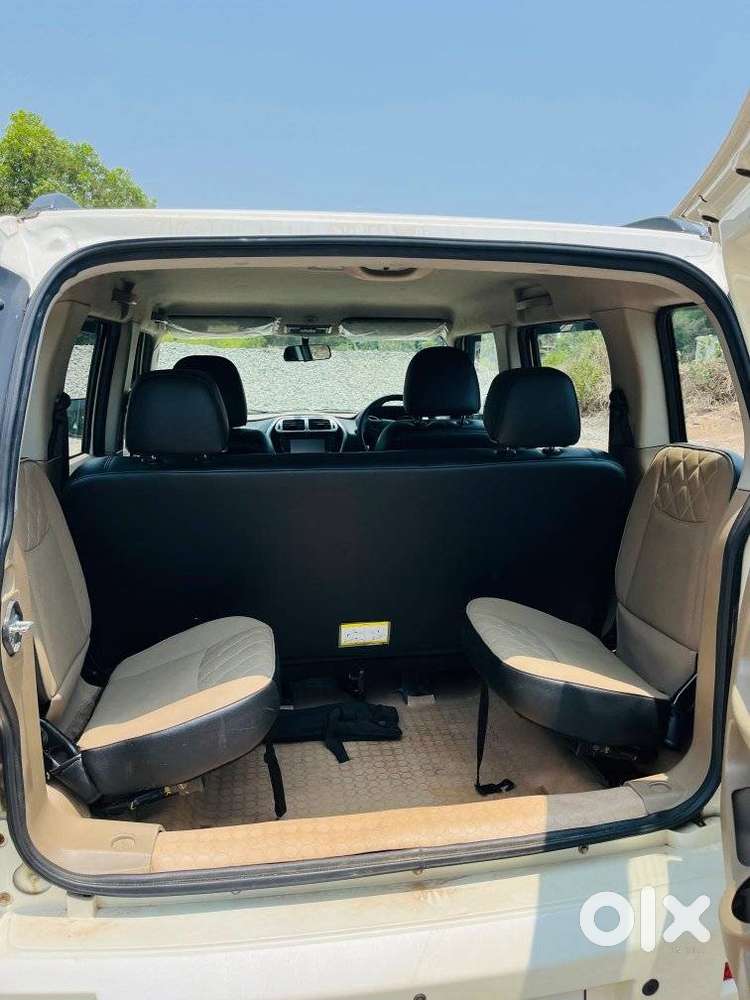 Mahindra Tuv 300 T10, 2018, Diesel