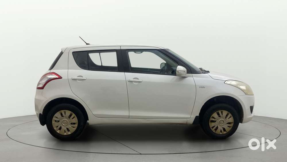 Maruti Suzuki Swift Vxi, 2013, Petrol