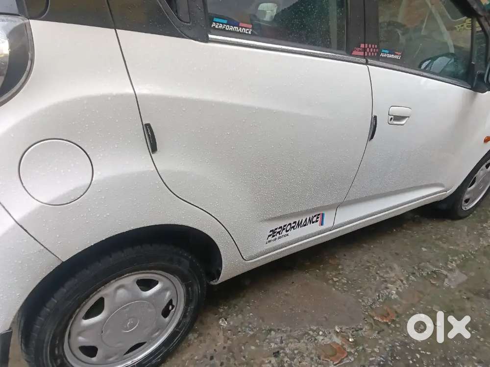 Chevrolet Beat Lt Petrol 2010
