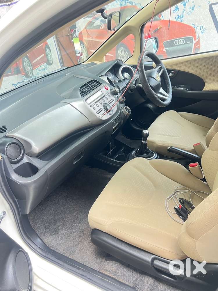 Honda Jazz 2012 Petrol 86000 Km Driven