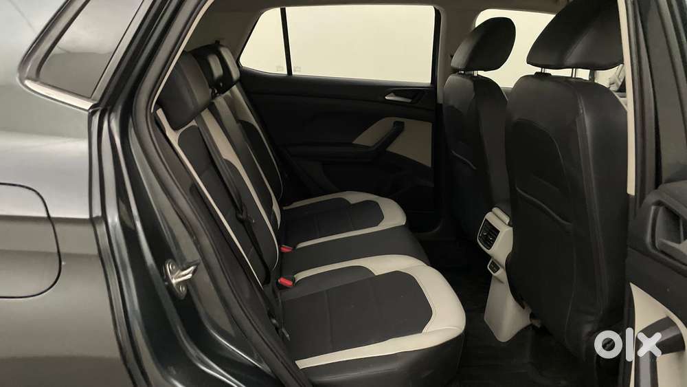 Volkswagen Taigun Topline 1.0 Tsi At (electric Seats), 2022, Petrol