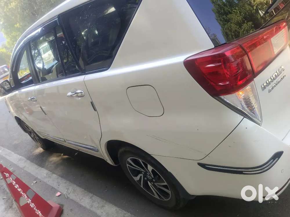 Innova Crysta For Sale Wel Maintain Showroom Track