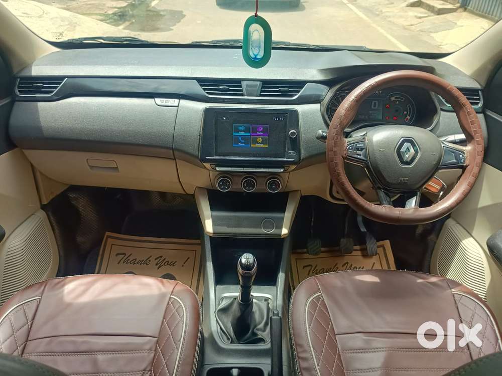 Renault Triber Rxt, 2022, Petrol