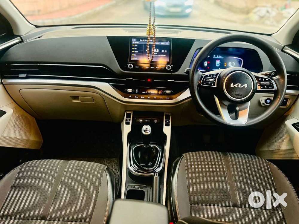 Kia Carens 1.5 Prestige Plus 7 Str Imt, 2023, Diesel