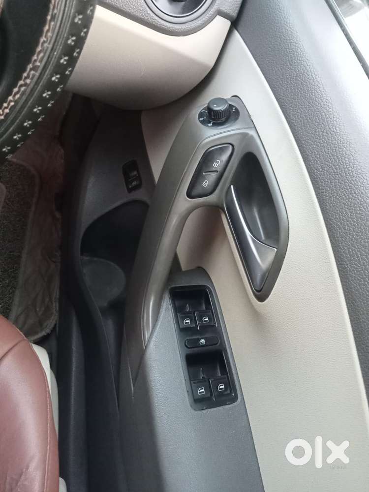 Volkswagen Vento 1.5 Tdi Comfortline At, 2015, Diesel