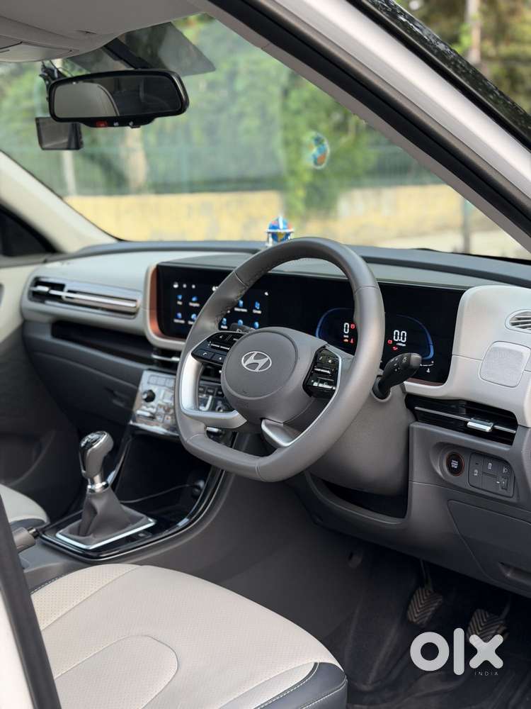 Hyundai Creta Sx Petrol Mt, 2025, Petrol
