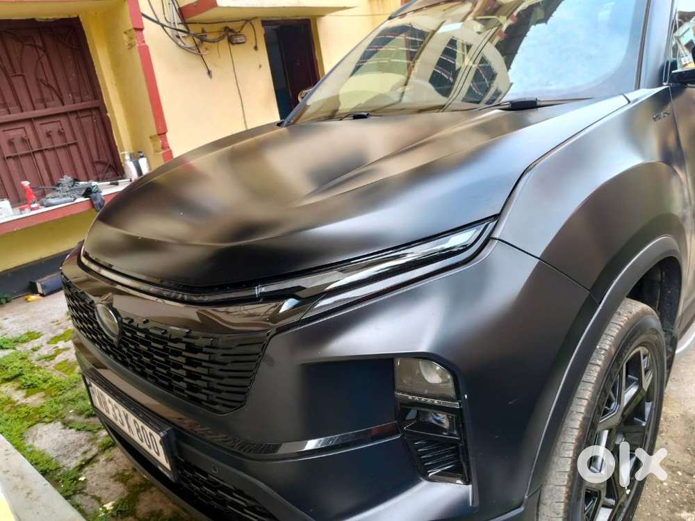 Tata Safari Stealth Edition