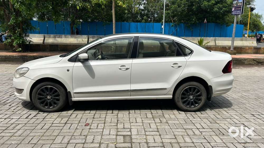 Skoda Rapid 2015 Elegance At 2015 Model