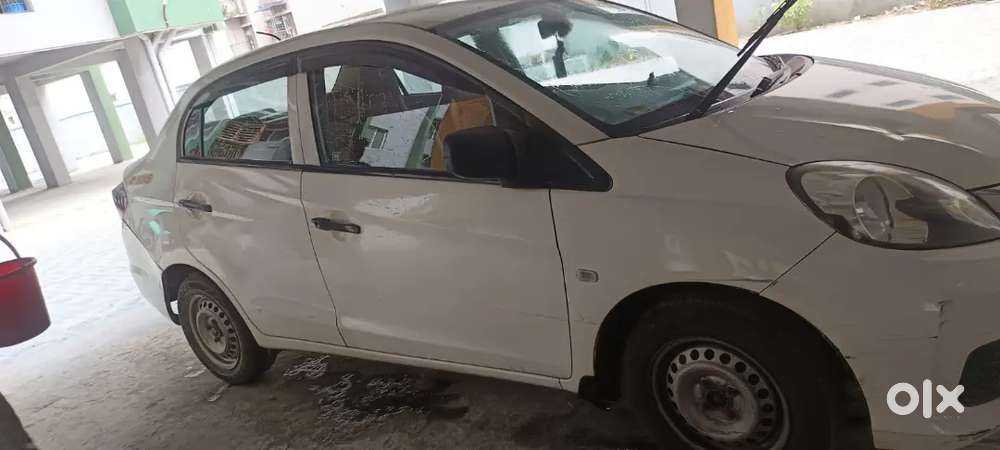 Honda Amaze 2017 Diesel  165000 Km Driven Commercial
