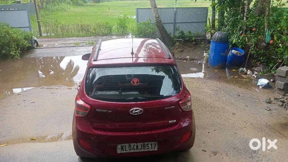 Hyundai Grand I10 2016 Petrol 88000 Km Driven. Well Maintained Vehicle