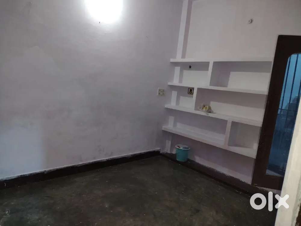 1BHK House for Rent at central jail Road, Sunbeam varuna, Sikraul, var