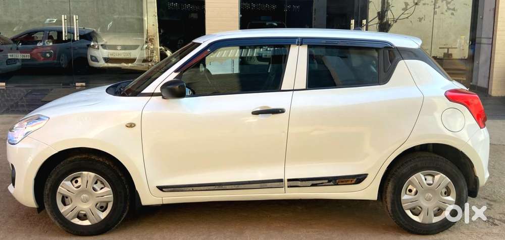 Maruti Suzuki Swift 1.2 Lxi (o), 2020, Petrol