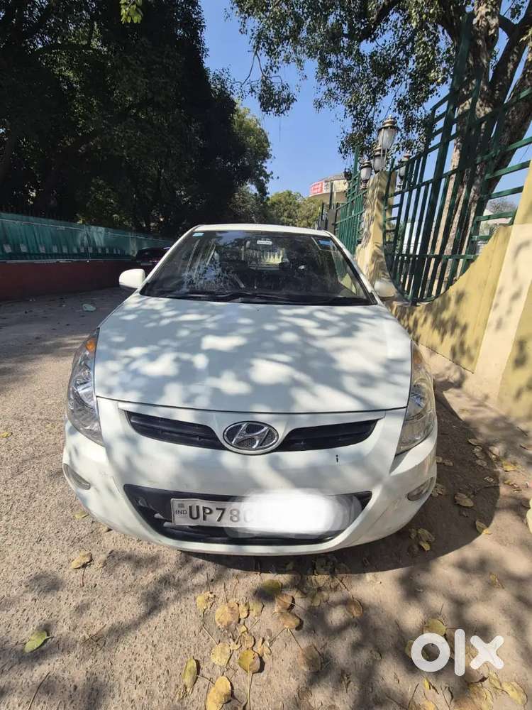 Hyundai I20 Sportz Petrol 2010 Model Vip No