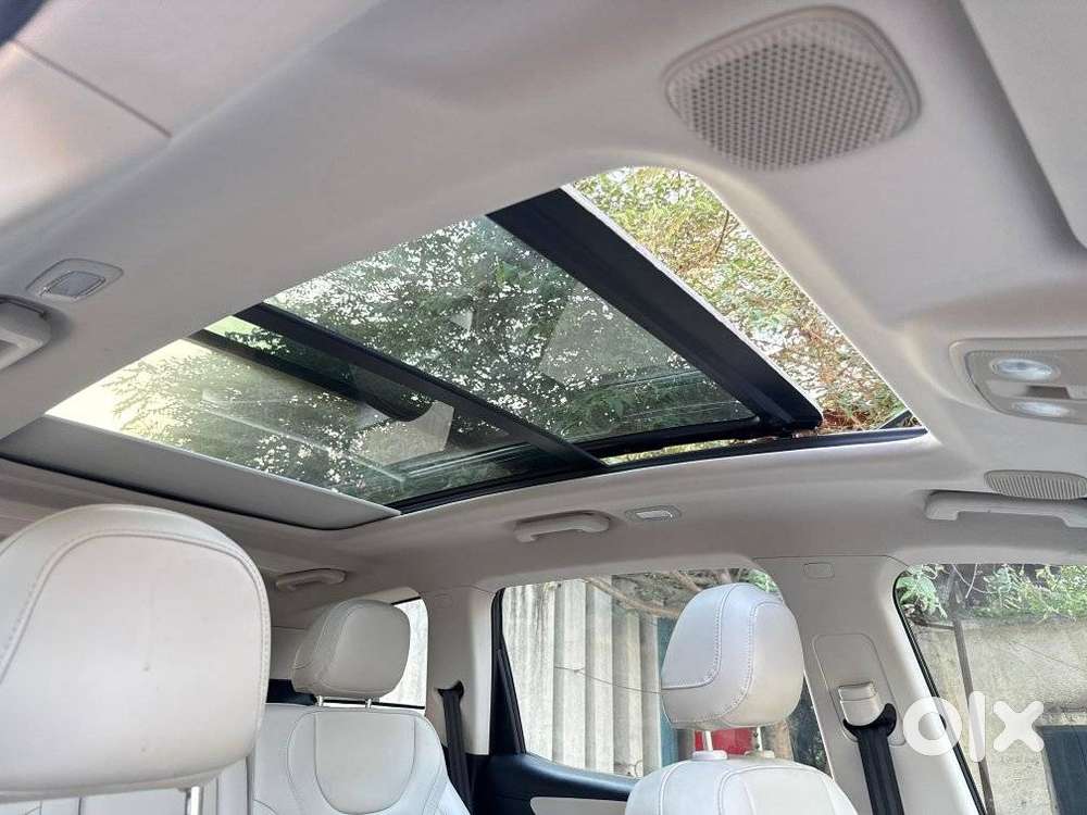 Mahindra Xuv700 2.0 Ax 7 Petrol At Luxury Pack Str, 2023, Petrol