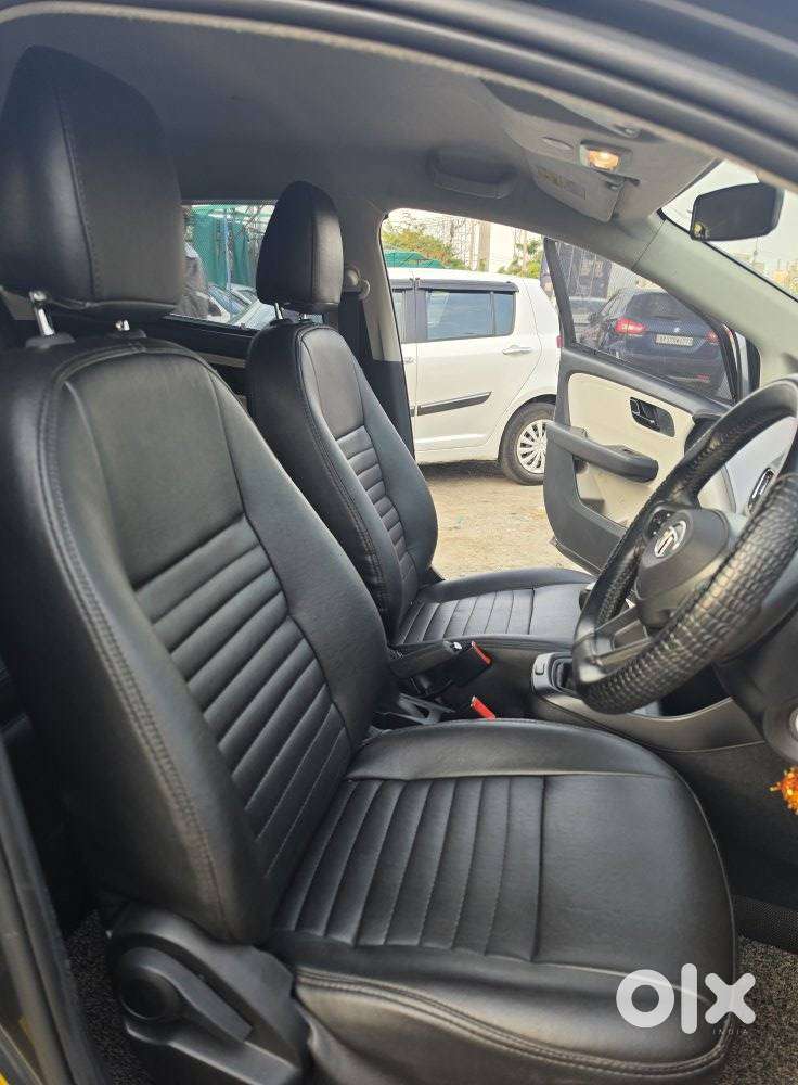 Tata Altroz 1.2 Xm, 2022, Petrol