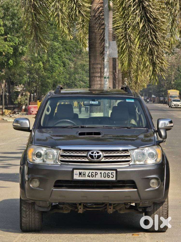 Toyota Fortuner 3.0 4x4 Manual, 2011, Diesel