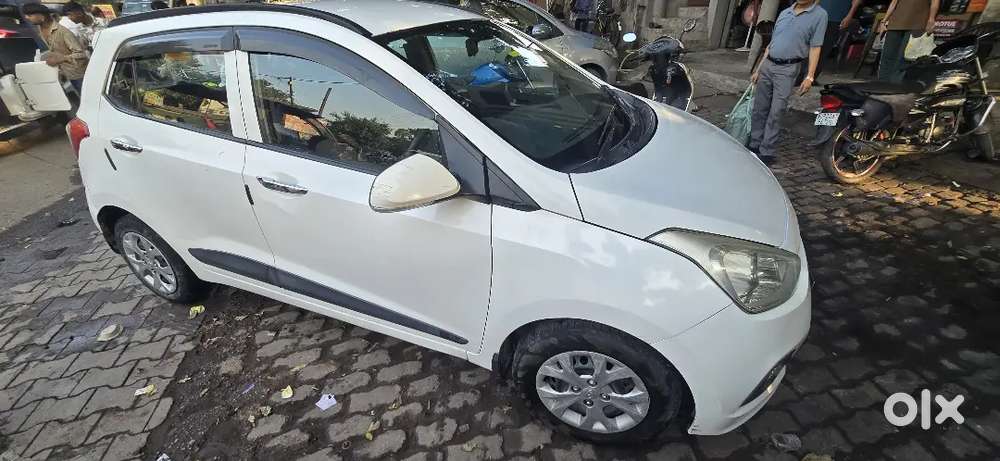 Hyundai Grand I10 2014 Petrol 110000 Km Driven