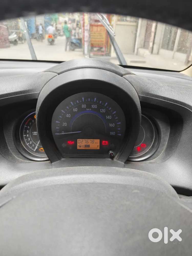 Honda Amaze 2015 Petrol 27000 Km Driven