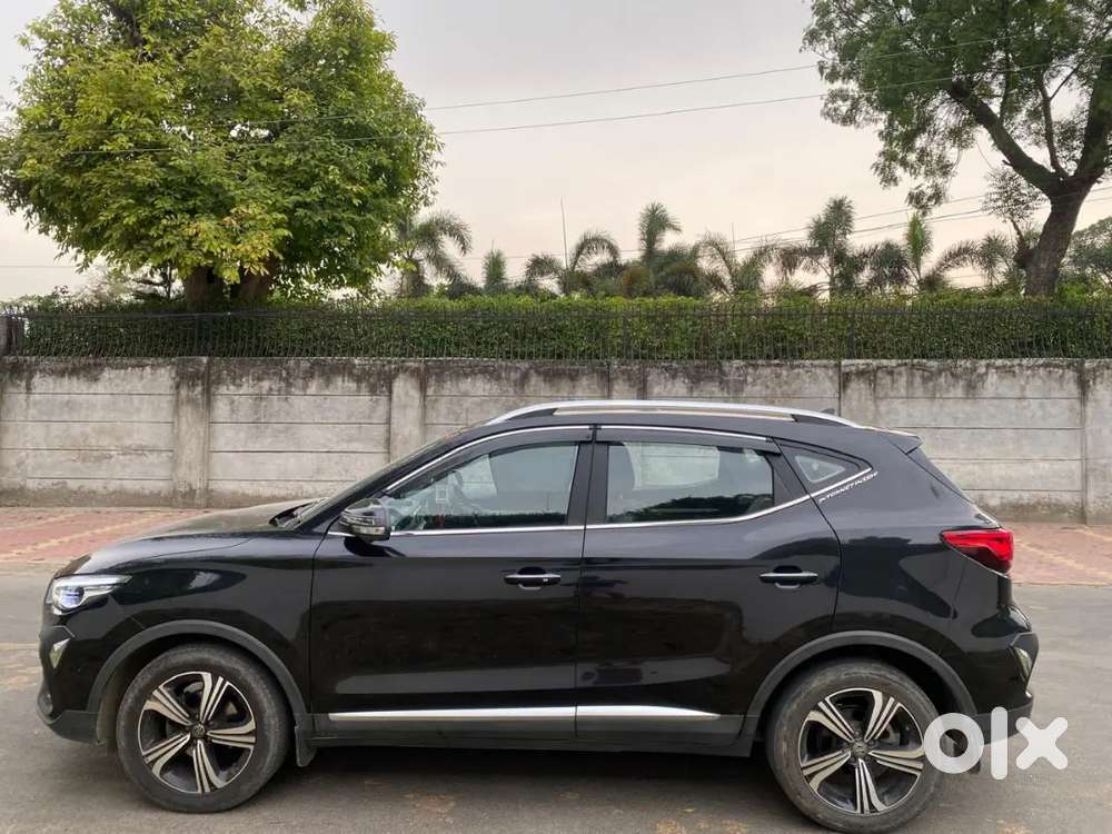 Mg Astor 2022 Petrol 25000 Km Driven
