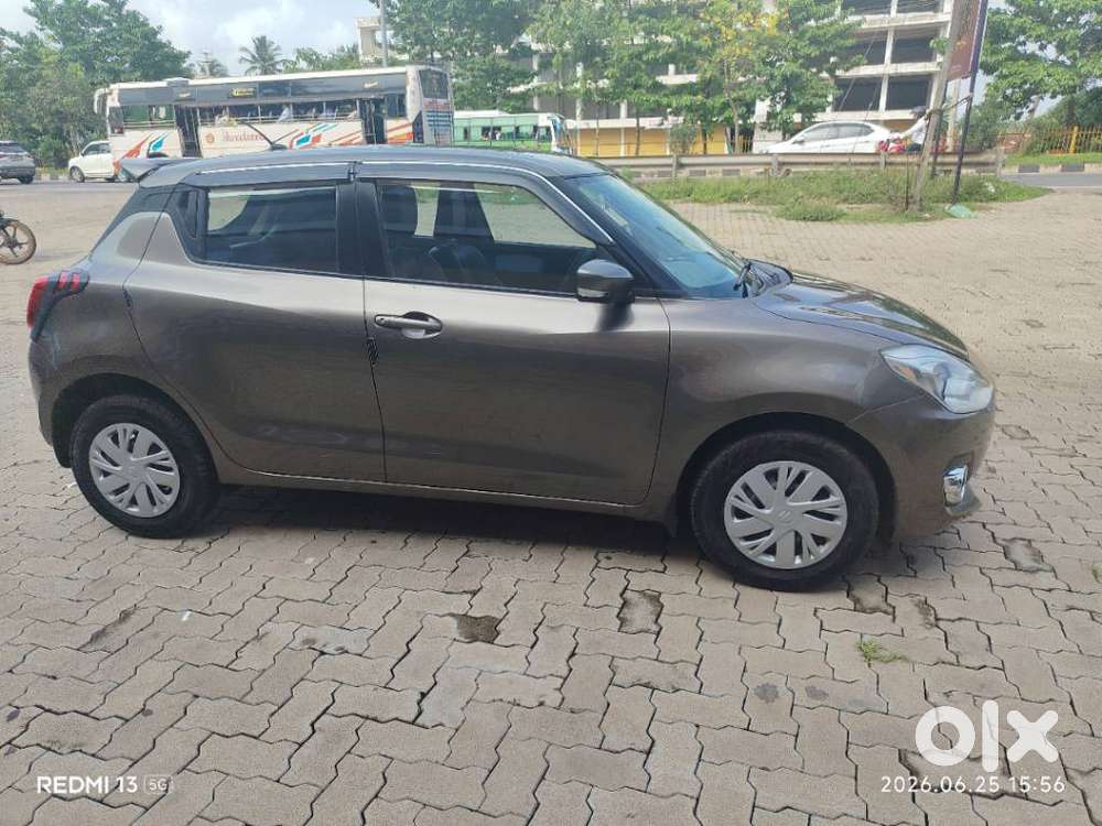 Maruti Suzuki Swift Amt Vxi, 2022, Petrol