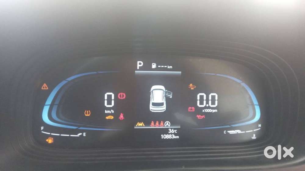 Hyundai Venue Sx(o) 1.0 Turbo Dct Knight Edition, 2024, Petrol