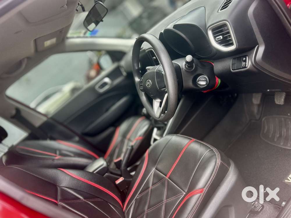 Hyundai Venue S 1.2 Petrol, 2021, Petrol