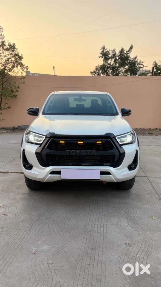 Toyota Hilux 2.8 High 4x4 Mt, 2026, Diesel
