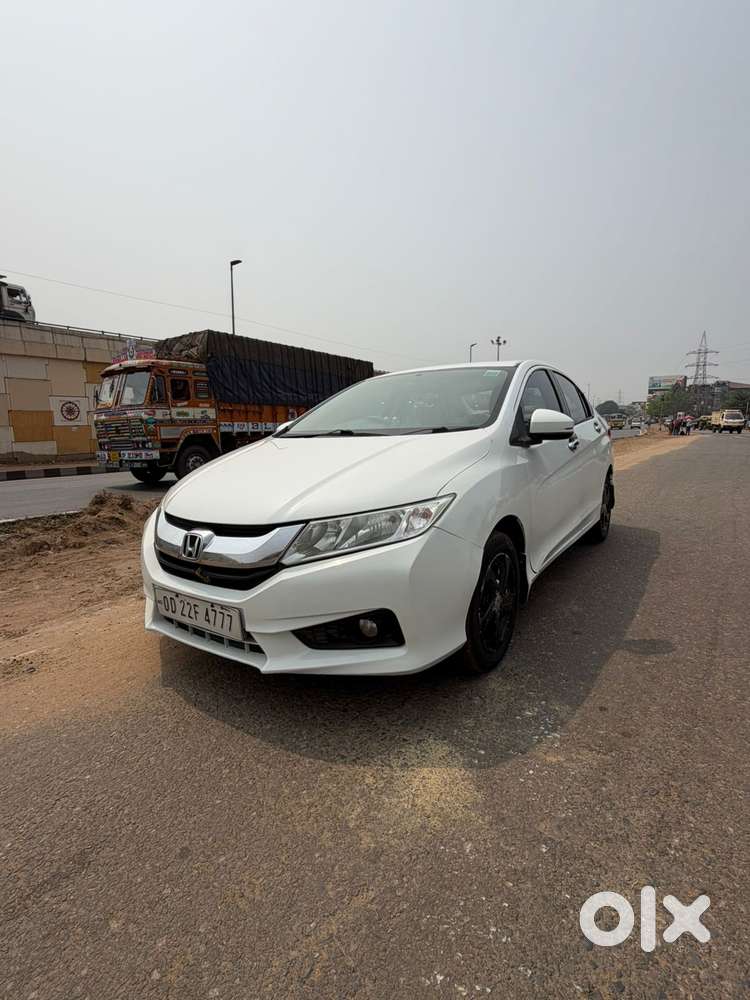 Honda City V At Sunroof I-vtec, 2016, Diesel