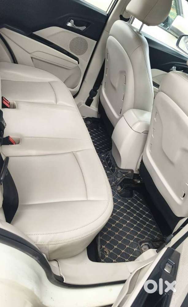 Mahindra Xuv300 W8 Diesel, 2019, Diesel